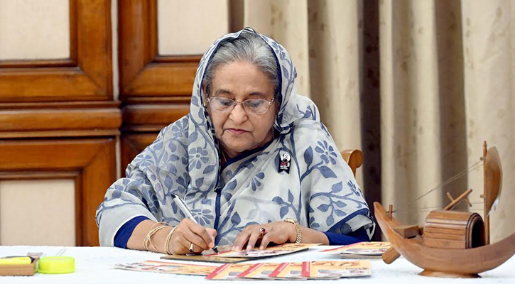 ‘সর্বজনীন পেনশন স্কিম’ উদ্বোধন করলেন প্রধানমন্ত্রী