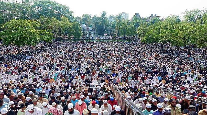 সিলেটের ঐতিহ্যবাহী শাহী ঈদগাহ ঈদের প্রধান জামাত অনুষ্ঠিত