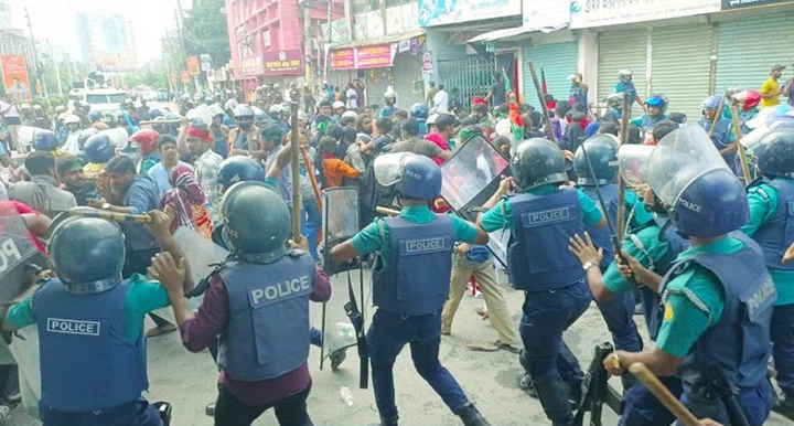 মার্চ ফর জাস্টিস সারাদেশে শিক্ষার্থীদের সঙ্গে পুলিশের সংঘর্ষ