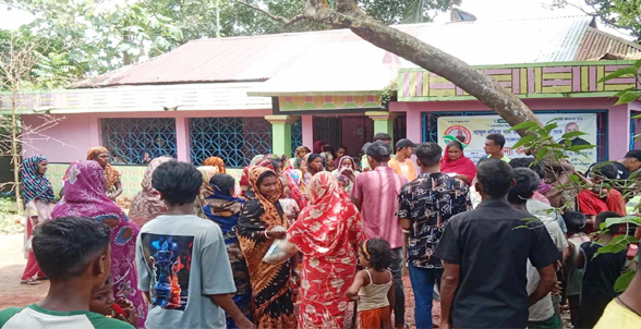 কুলাউড়ার টিলাগাও ও হাজিপুর ইউনিয়নে ত্রাণ বিতরণ : সদরু‌লের