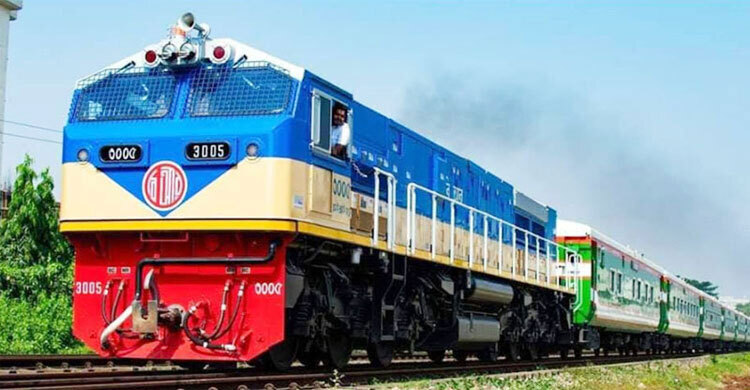 জুলাই ঘোষণাপত্র: ছাত্র-জনতার জন্য ৮ জোড়া ট্রেন ভাড়া করল সরকার