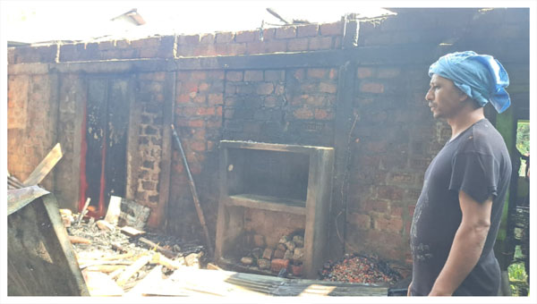 বিশ্বনাথে আগুনে পুড়ল বসতঘর, ২০ লাখ টাকার ক্ষয়ক্ষতি