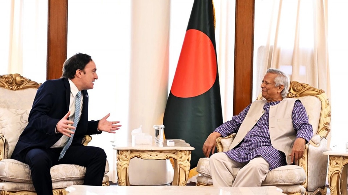 আর্জেন্টিনার সঙ্গে দ্বিপাক্ষিক সহযোগিতা বাড়ানোর আহ্বান প্রধান উপদেষ্টার