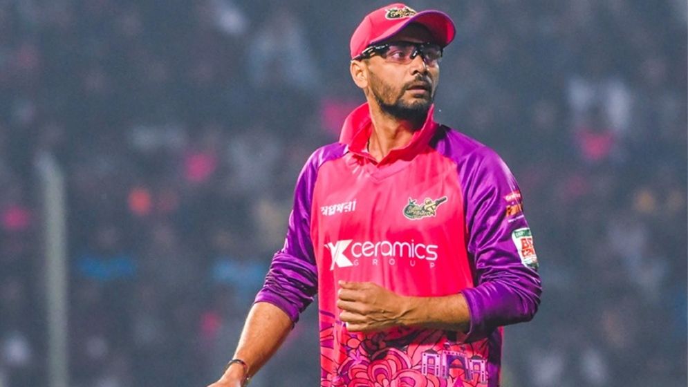 সড়ক দুর্ঘটনায় মাশরাফির মৃত্যুর খবর, যা জানা গেল