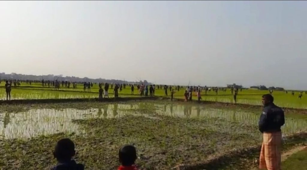 গরুর ধান খাওয়াকে কেন্দ্র করে দুই ঘন্টাব্যাপী সংঘর্ষ, আহত ৪০