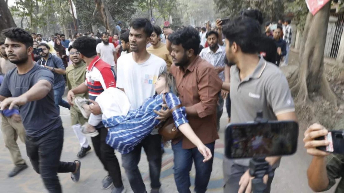 নতুন ছাত্র সংগঠনের আত্মপ্রকাশের সময় কী নিয়ে মারামারি