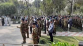 সামরিক কবরস্থানে স্বরাষ্ট্র উপদেষ্টা, তিন বাহিনী প্রধানের শ্রদ্ধা