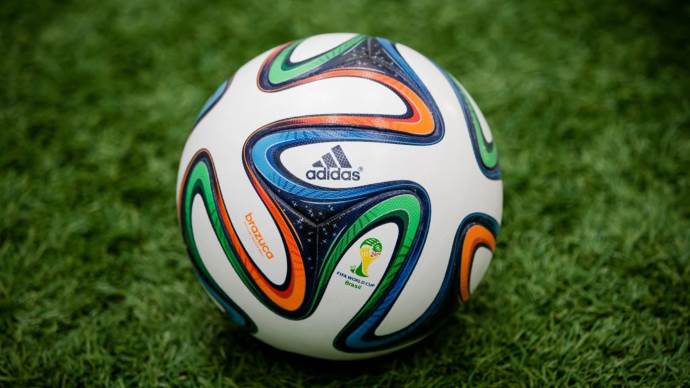 ফুটবলে আসছে নতুন নিয়ম