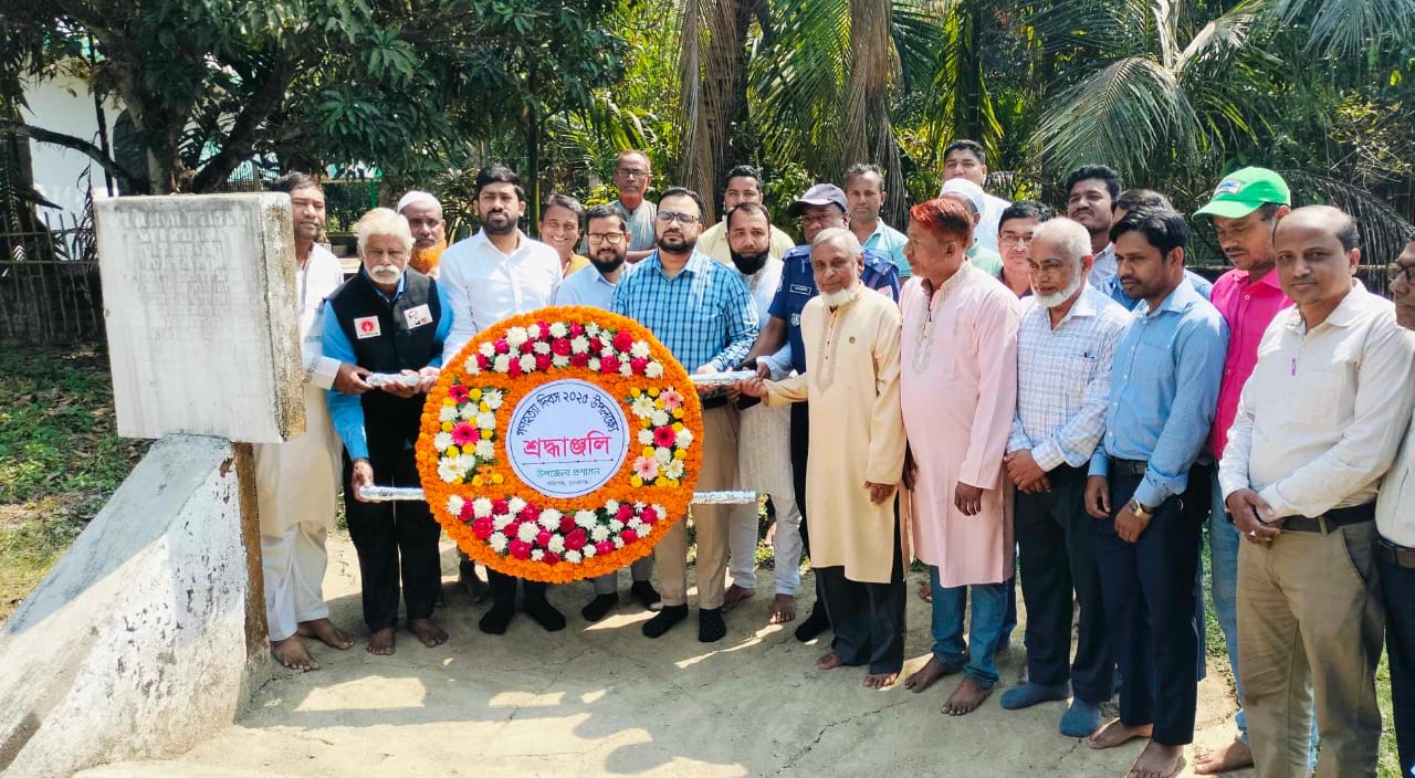 শান্তিগঞ্জে শহিদ তালেব ও কৃপেন্দ্র দাশের সমাধিতে পুষ্পস্তবক অর্পণ