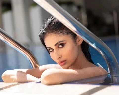 সার্জারির পর জনপ্রিয় অভিনেত্রীর সর্বনাশ