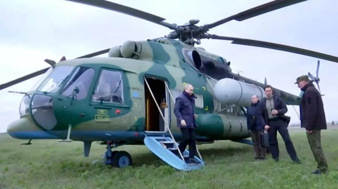 ইউক্রেনের ড্রোনের ঝাঁকে আটকা পড়েছিল পুতিনের হেলিকপ্টার