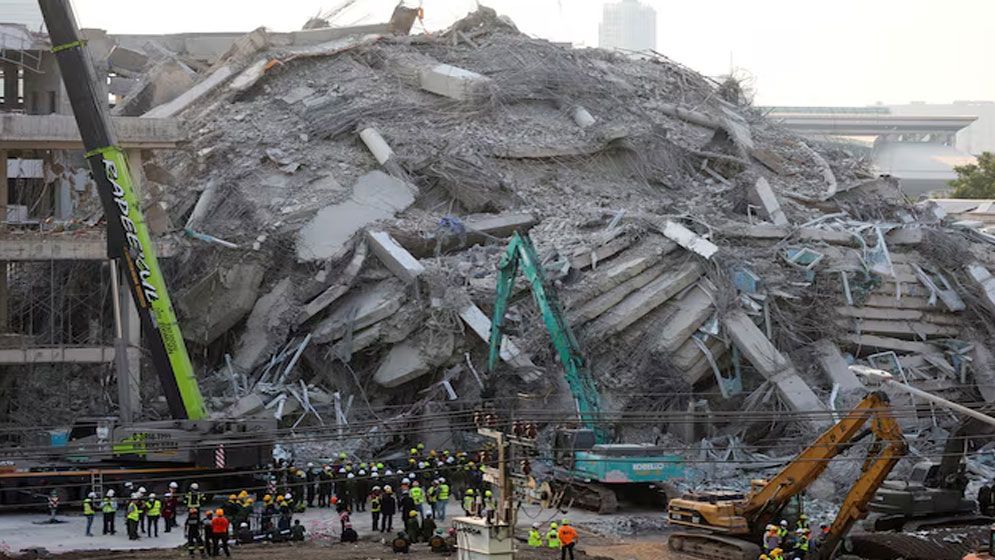 ৩০ তলা ভবন ধস, ‘থাই রিয়েল এস্টেট মোগল’সহ ১৫ জনের আত্মসমর্পণ