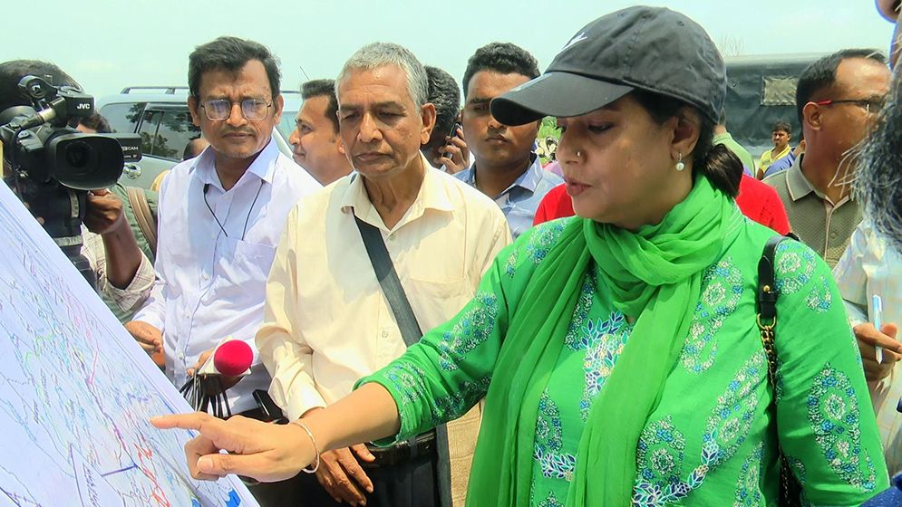 ফারাক্কা ইস্যুতে সরকার এখনই ভারতকে কিছু বলতে চায় না : রিজওয়ানা