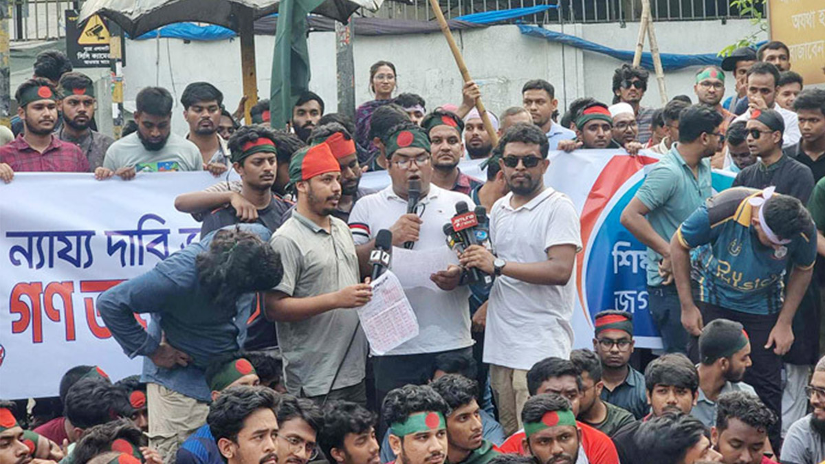 ২ ঘণ্টার আল্টিমেটাম দিয়ে ডিবি অফিস ঘেরাওয়ের হুঁশিয়ারি