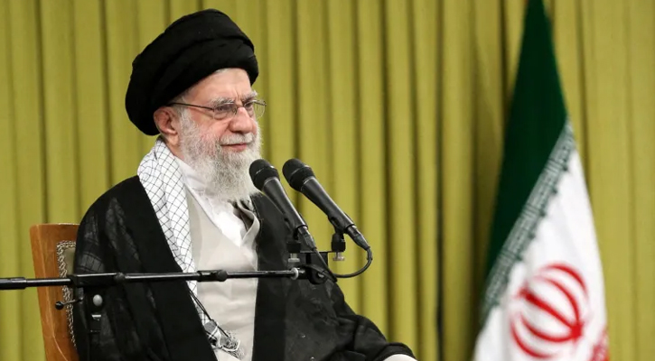 যুক্তরাষ্ট্রের কোনো বক্তব্য থাকতে পারে না: পারমাণবিক প্রস্তাব নিয়ে খামেনি