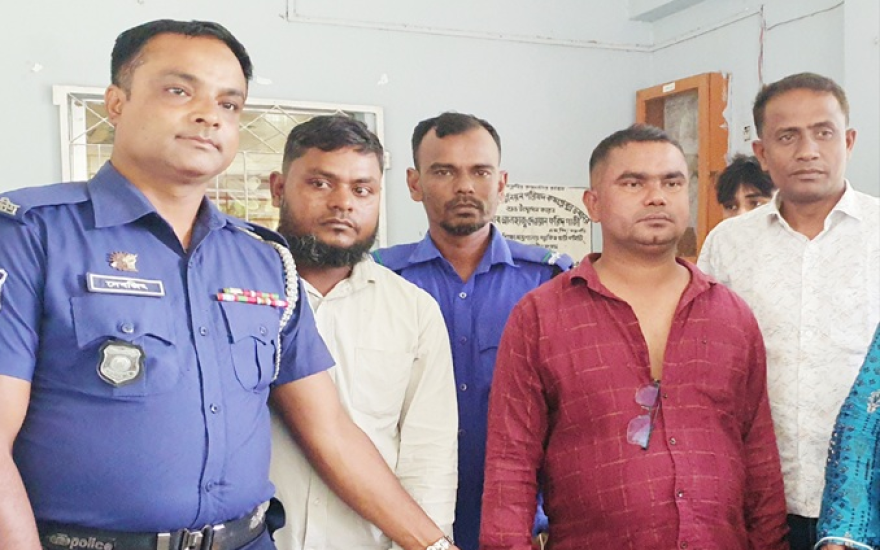 হবিগঞ্জে স্কুল শিক্ষককে অ প হ র ণ করতে গিয়ে ধরা দুই ভুয়া সিআইডি