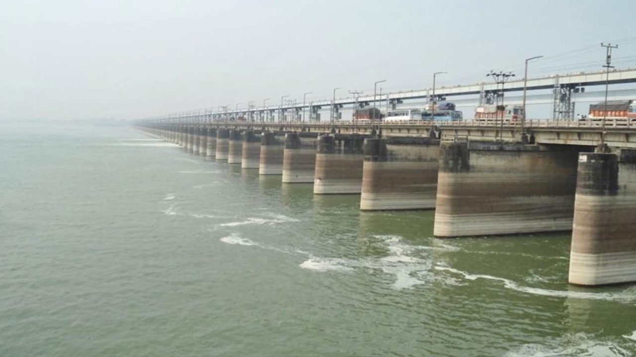 ‘নিজ স্বার্থ’ অনুযায়ী বাংলাদেশের সঙ্গে গঙ্গা চুক্তি চায় ভারত