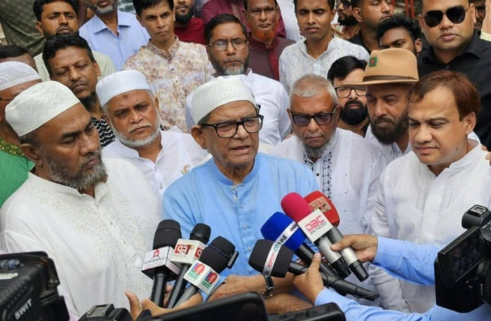 আগামী নির্বাচনের মাধ্যমে দেশ সঠিক পথে এগুবে : মির্জা ফখরুল