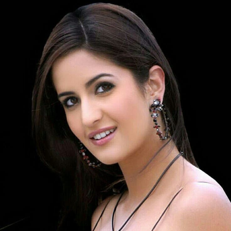 কত সম্পত্তির মালিক ক্যাটরিনা