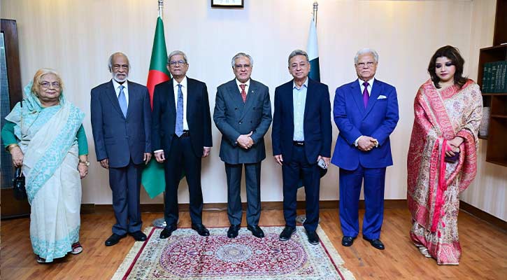 পাকিস্তানের পররাষ্ট্রমন্ত্রীর সঙ্গে বিএনপি-জামায়াত নেতাদের বৈঠক