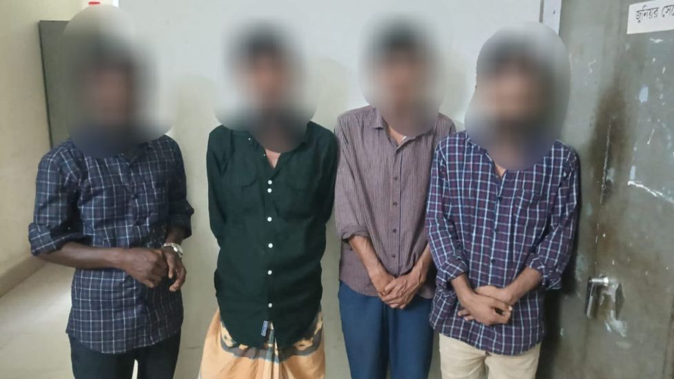 সিলেটে হঠাৎ অভিযানে নামলো ডিবি : গ্রেফতার ৪