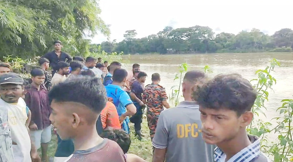 বলের জন্য সুরমায় নিখোঁজ কিশোর আবির