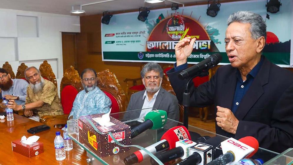 শেখ হাসিনা ক্ষুদ্র ক্ষুদ্র স্বৈরাচার রেখে গেছে : আমির খসরু