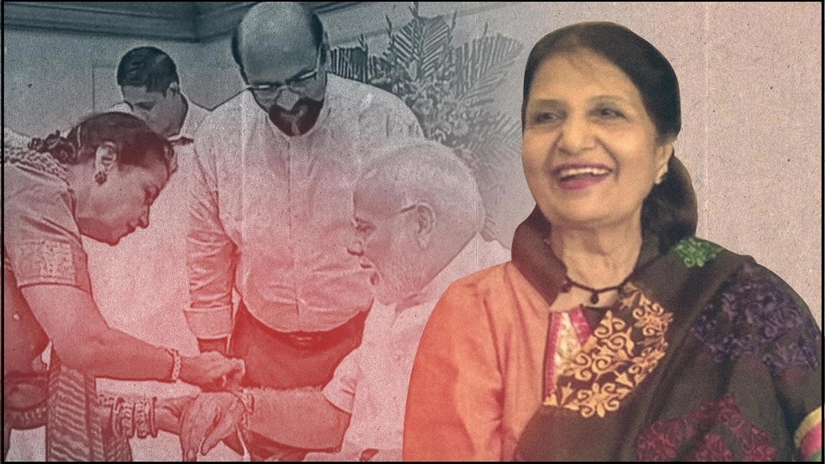 ৩০ বছর ধরে মোদির হাতে রাখি বাঁধছেন ‘পাকিস্তানি নারী’