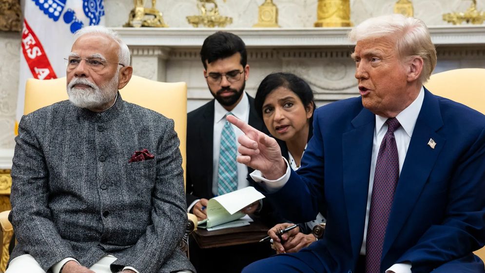 ২৪ ঘণ্টার মধ্যে ভারতীয় পণ্যে আরও শুল্ক বসাবেন ট্রাম্প