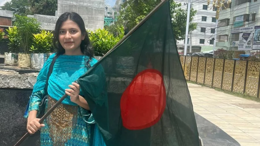 ইতিহাসে প্রথম নারী ভিপি প্রার্থী তাসিন খান