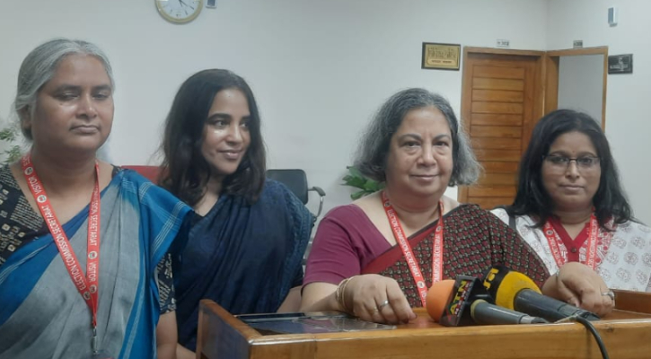 সংসদ ভোট : ৩৩ শতাংশ মনোনয়ন চান নারী নেত্রীরা