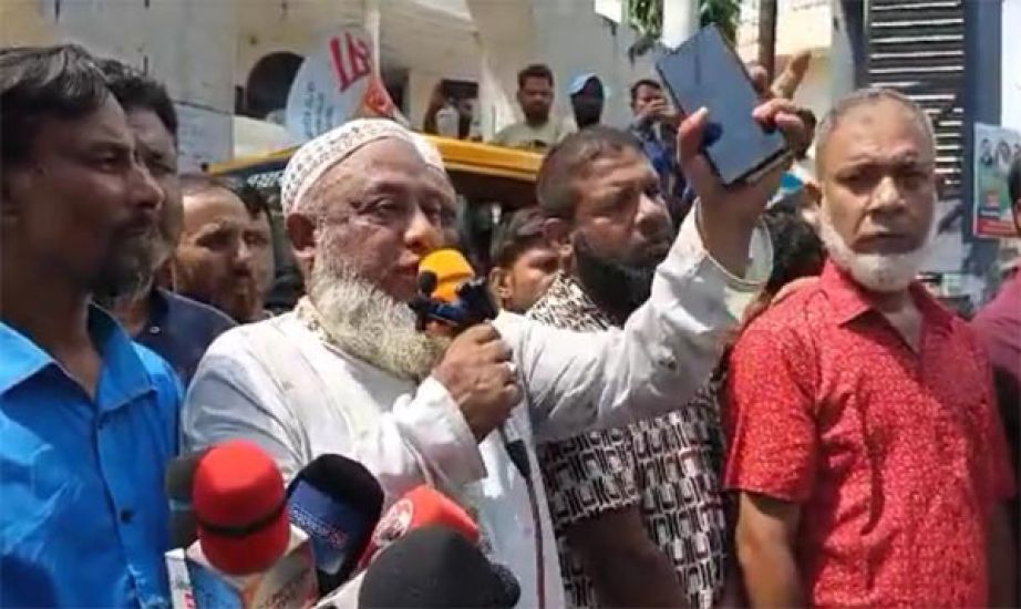 ৮ তারিখ থেকে সিলেটে কোন গাড়ি চলবেনা : ব্যাটারি রিকশা বন্ধের দাবি