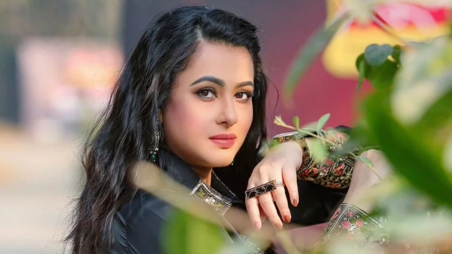 ভুঁইফোড় অ্যাওয়ার্ড আর ওটিটির ‘সিন্ডিকেট’ নিয়ে বিস্ফোরক মন্তব্য পূর্ণিমার