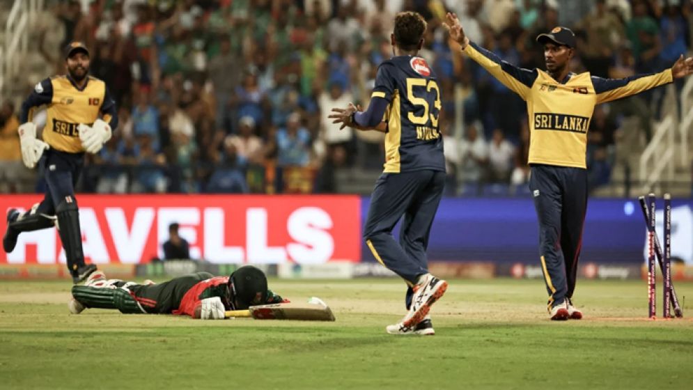 ‘বাংলাদেশ এত বাজেভাবে হারবে কল্পনাও করিনি’