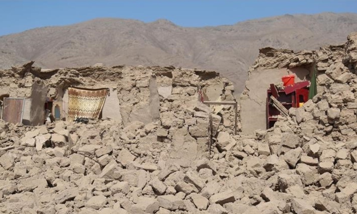 আফগানিস্তানে একটি গ্রাম পুরোপুরি বিধ্বস্ত, নিহত ৮০০ ছাড়িয়েছে