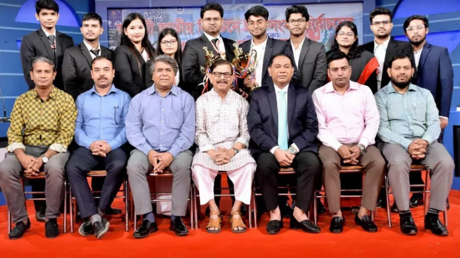 আগামী ৫ মাসে অনেক কিছুই ঘটবে, যা আমরা কল্পনাও করতে পারছি না : মান্না