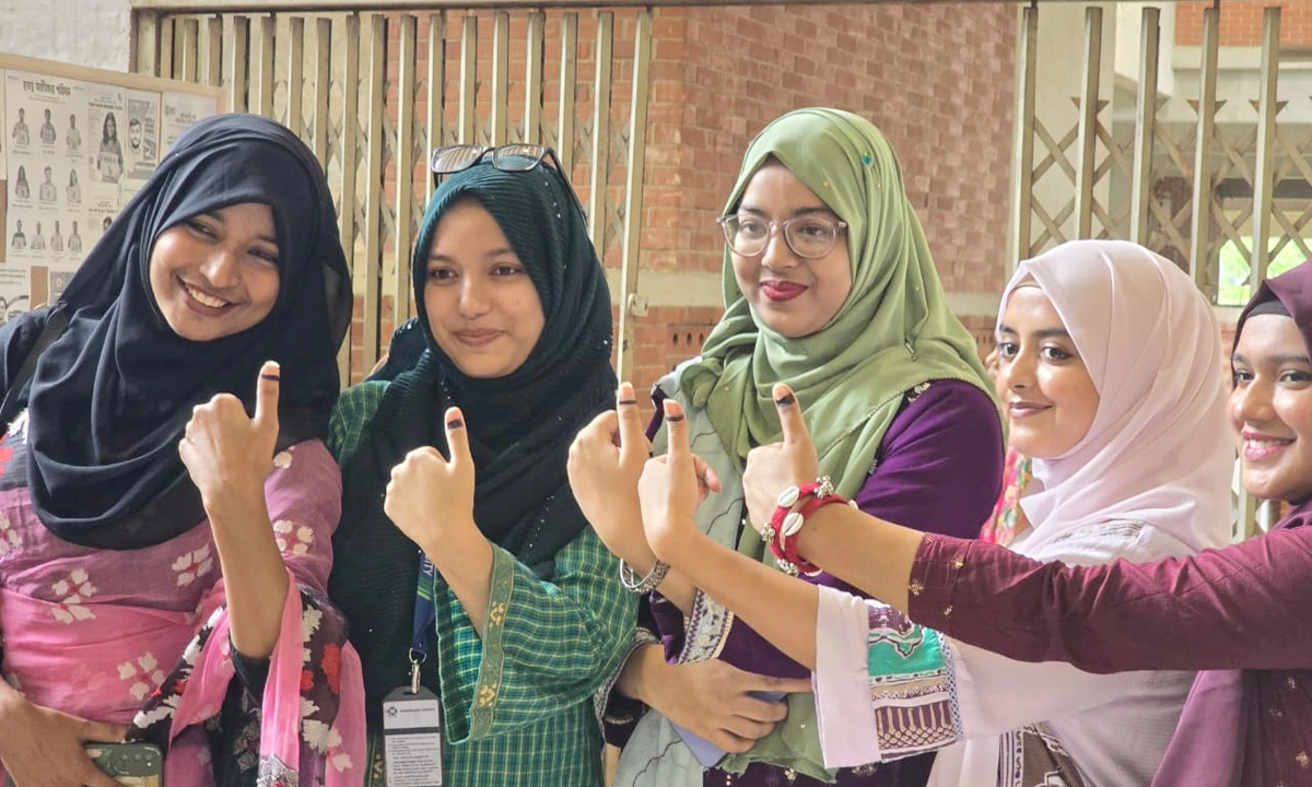 জাকসু নির্বাচনে কোন হলে কত ভোট পড়ল