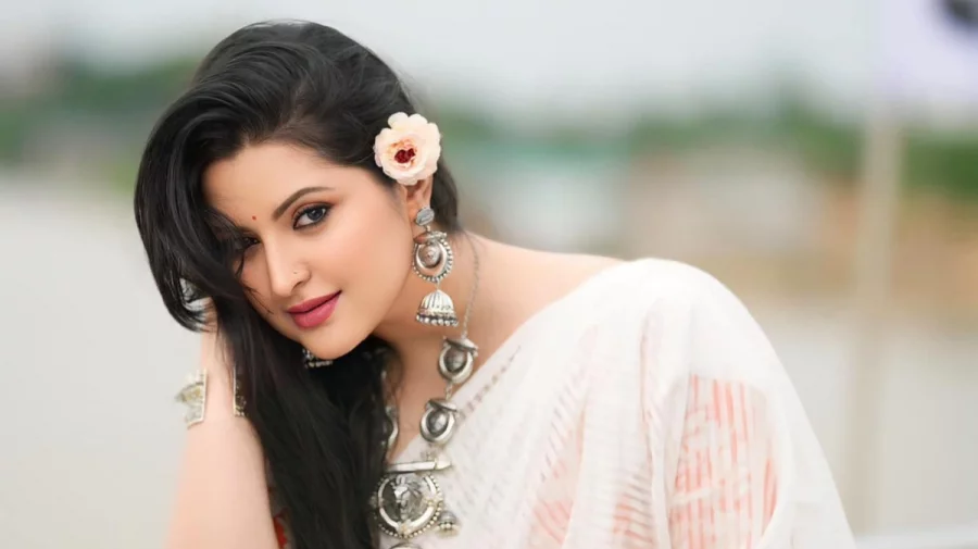 খালাতো ভাইয়ের সঙ্গে বিয়ের কথা স্বীকার করলেন পরীমনি