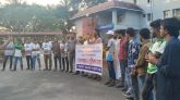 সুনামগঞ্জ জেলা প্রশাসকের অপসারণ দাবীতে সিলেটে মানববন্ধন : জনপ্রশাসন মন্ত্রণালয়ের সচিব বরাবরে স্মারকলিপি প্রদান