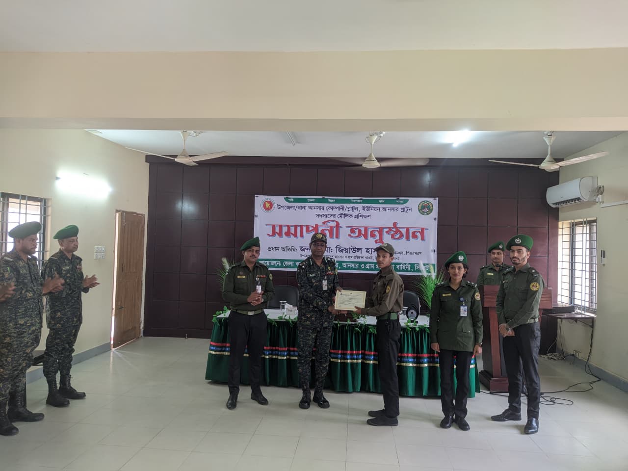 জাতীয় সংসদ নির্বাচনে দায়িত্ব পালনে সর্বোচ্চ পেশাদারিত্ব ও দক্ষতার পরিচয় প্রদর্শন করতে হবে-উপ-মহাপরিচালক জিয়াউল হাসান