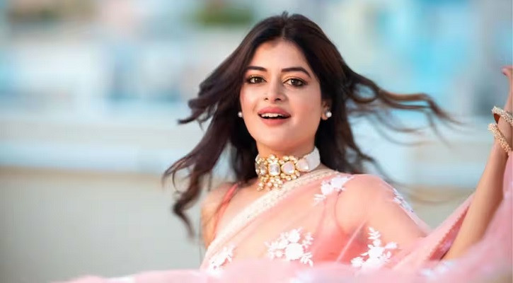 শুটিংয়ের মাঝেই বিয়ের পরিকল্পনা করছেন মধুমিতা?