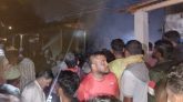 শান্তিগঞ্জে ভয়াবহ অগ্নিকাণ্ডে পুড়ে গেল ৮টি বসতঘর