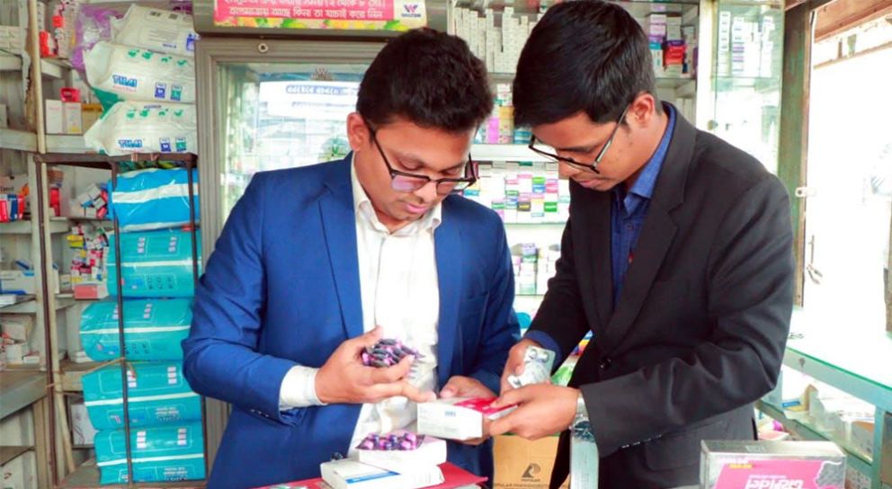 সিলেটে ফার্মেসীতে অভিযান, জরিমানা