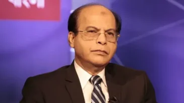 ইমিগ্রেশনে আটকে গেলেন ইকবাল সোবহান চৌধুরী