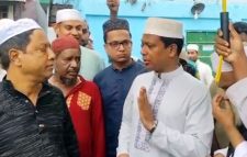 এবার শাহপরাণ (রহ.) মাজারে ডিসি সারওয়ার, দানের স্বচ্ছতা নিয়ে দিলেন যে নির্দেশনা