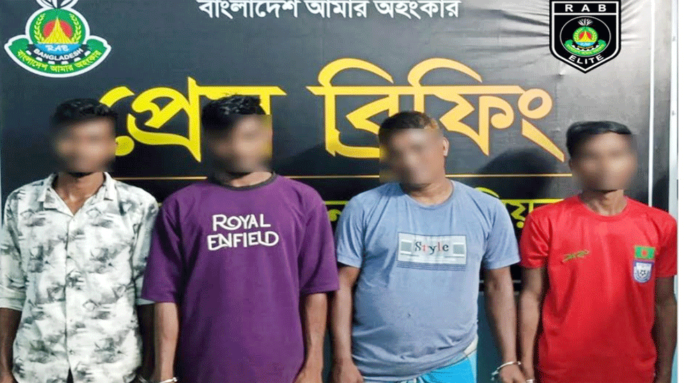 সিলেট র‌্যাবের হানা, আটক চার