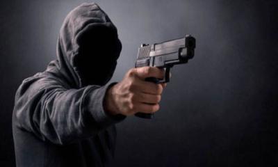 রাজধানীতে সন্ত্রাসীদের এলোপাতাড়ি গুলি, নারীসহ গুলিবিদ্ধ ৩