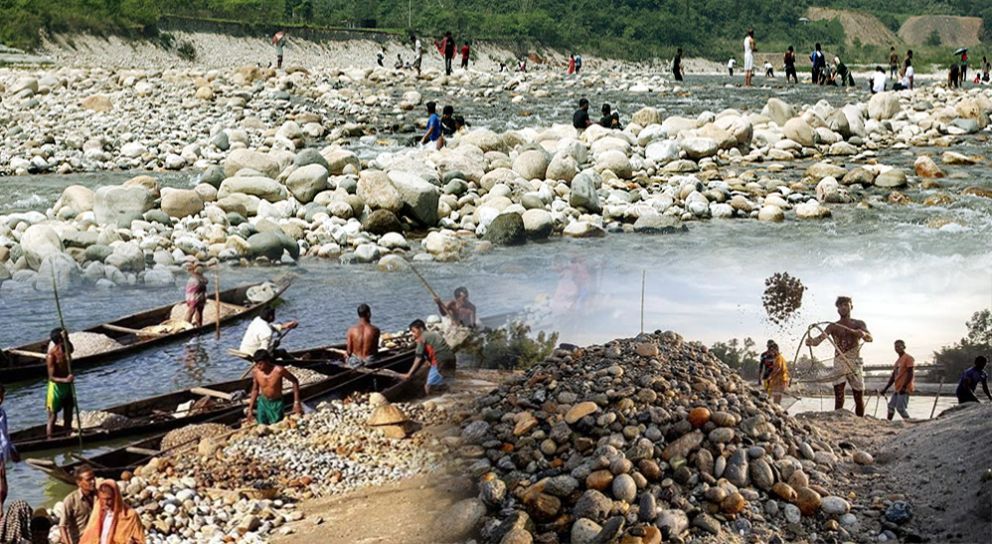 সিলেটে কোয়ারী থেকে পাথর তুলতে চায় সরকার