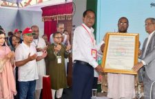 ইতিহাস গড়লেন কাইয়ূম চৌধুরী