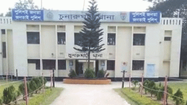 হবিগঞ্জে ইয়াবা দিয়ে বাবা-মেয়েকে ফাঁ*সা*নোর চেষ্টা, দুই পুলিশ সদস্য ক্লোজড